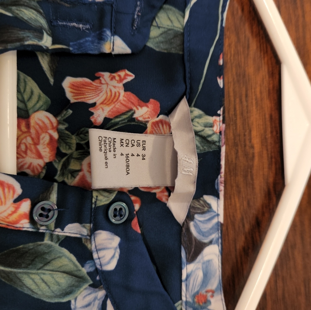 H&M BLOUSE - Picture 2 of 3
